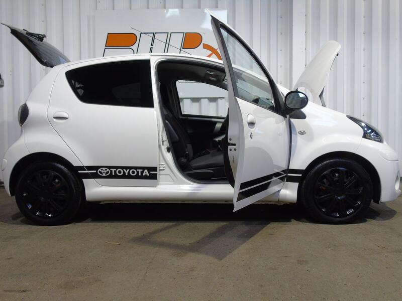 TOYOTA AYGO