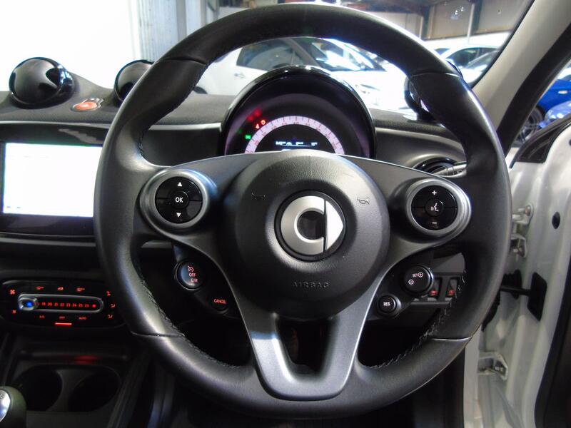 SMART FORFOUR