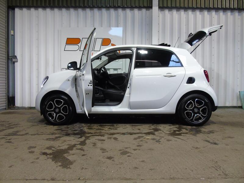 SMART FORFOUR