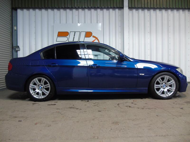 View BMW 3 SERIES 2.0 320d M Sport