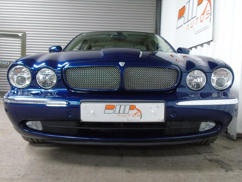 JAGUAR XJ