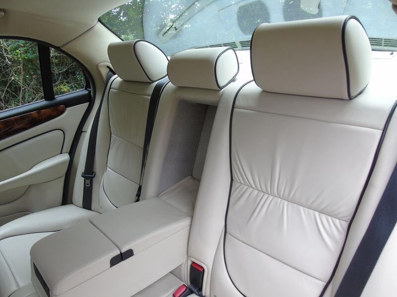 JAGUAR XJ