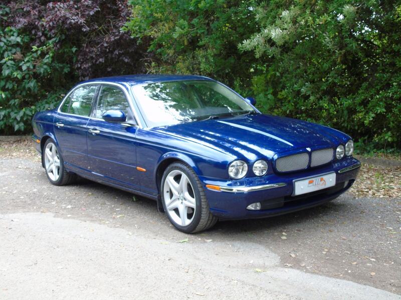 JAGUAR XJ