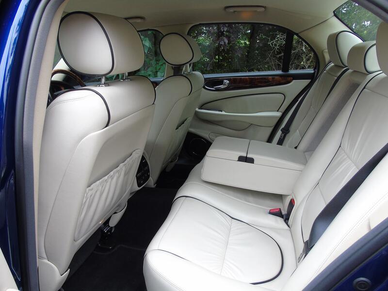 JAGUAR XJ