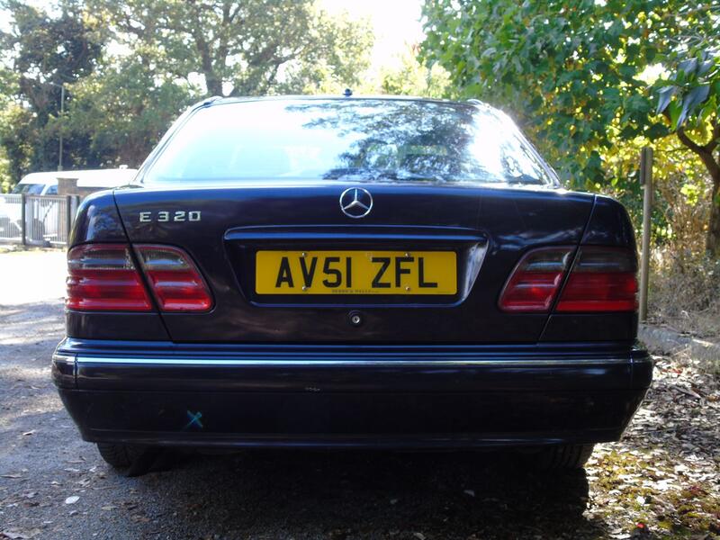 MERCEDES-BENZ E CLASS