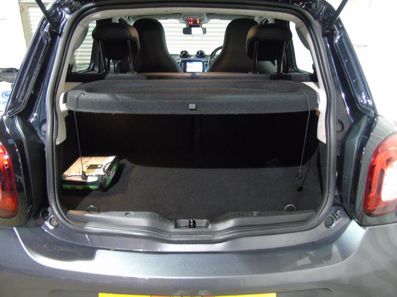 SMART FORFOUR