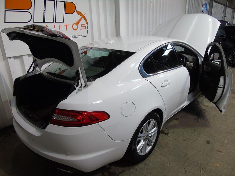 JAGUAR XF