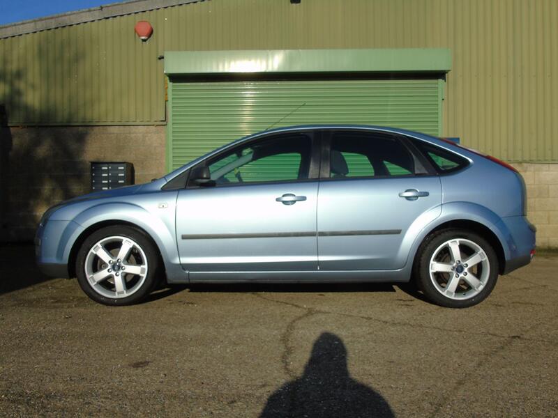 FORD FOCUS