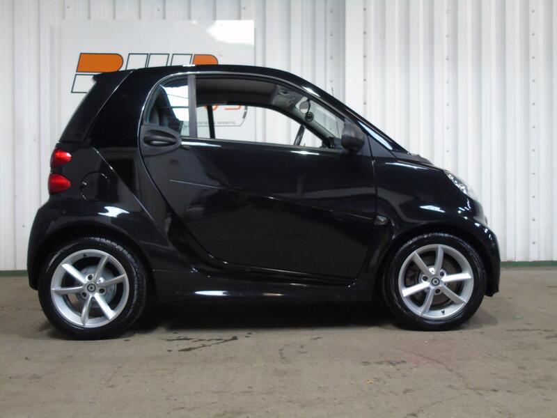 View SMART FORTWO 1.0 MHD Edition21
