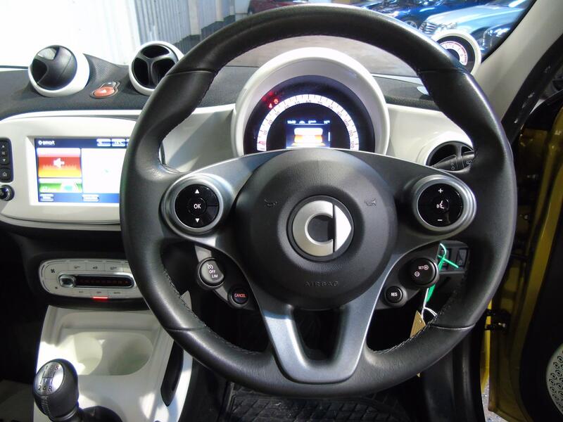 SMART FORFOUR