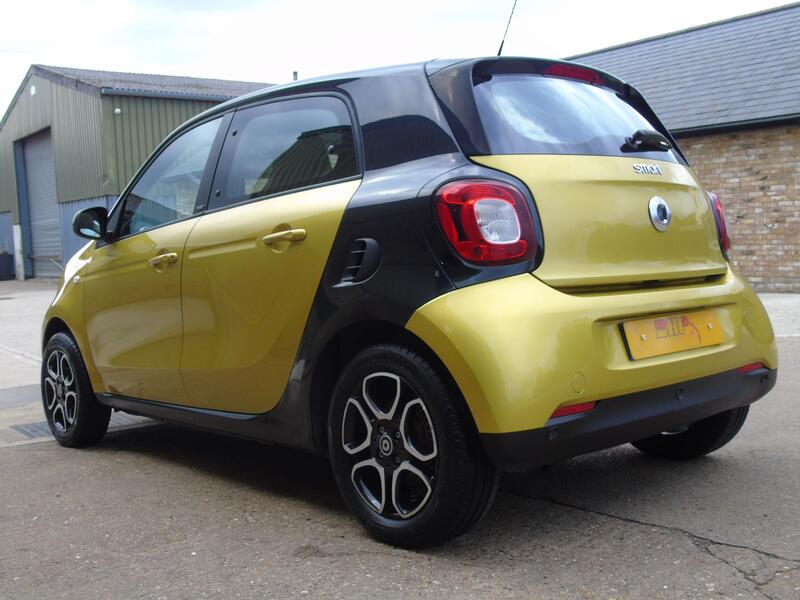 SMART FORFOUR