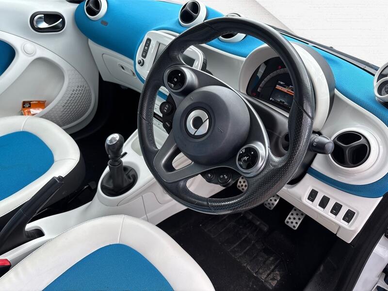 SMART FORFOUR