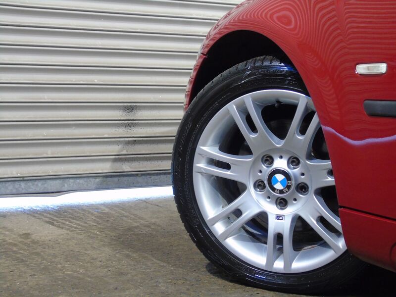 BMW 3 SERIES