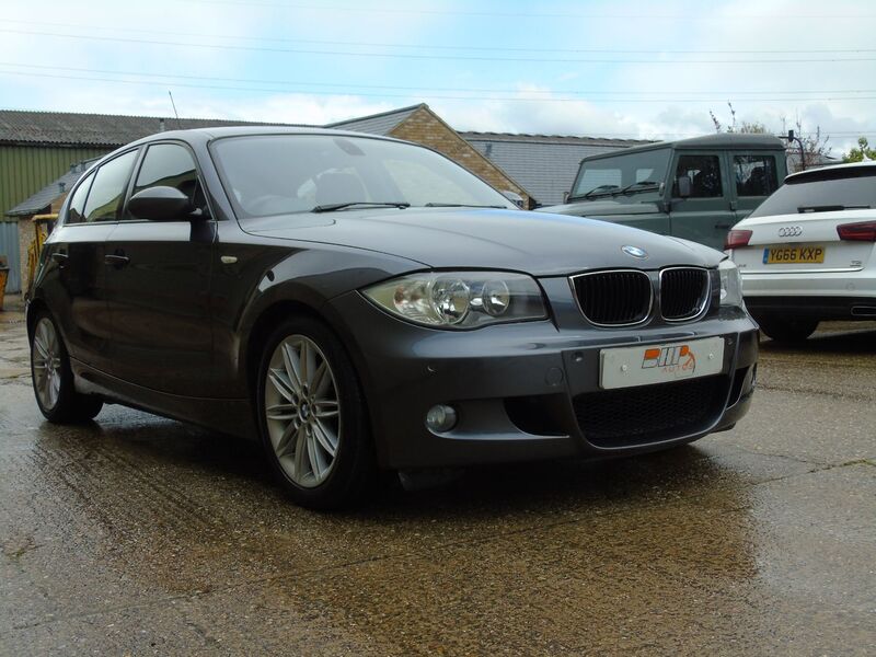 BMW 1 SERIES