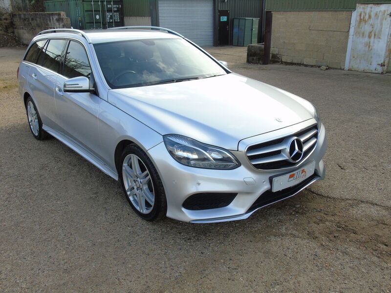 View MERCEDES-BENZ E CLASS E220 CDI AMG SPORT