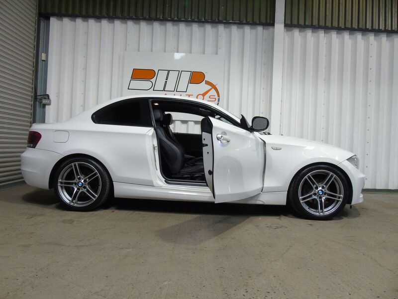 BMW 1 SERIES