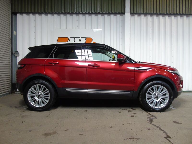 View LAND ROVER RANGE ROVER EVOQUE SD4 PRESTIGE LUX