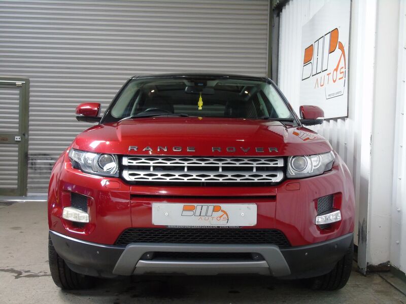 View LAND ROVER RANGE ROVER EVOQUE SD4 PRESTIGE LUX